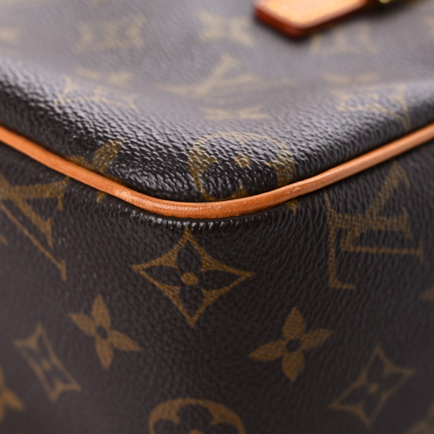 Monogram Cite MM