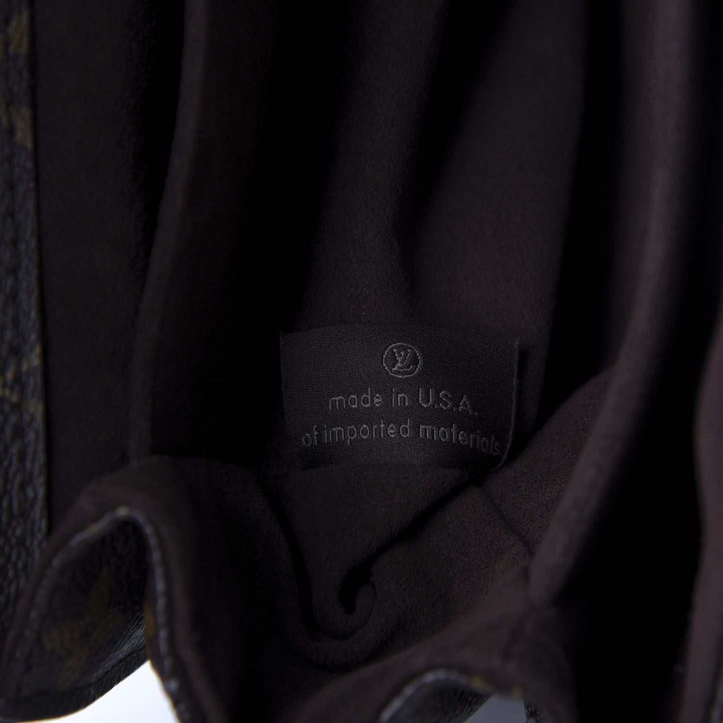Monogram Pochette Metis