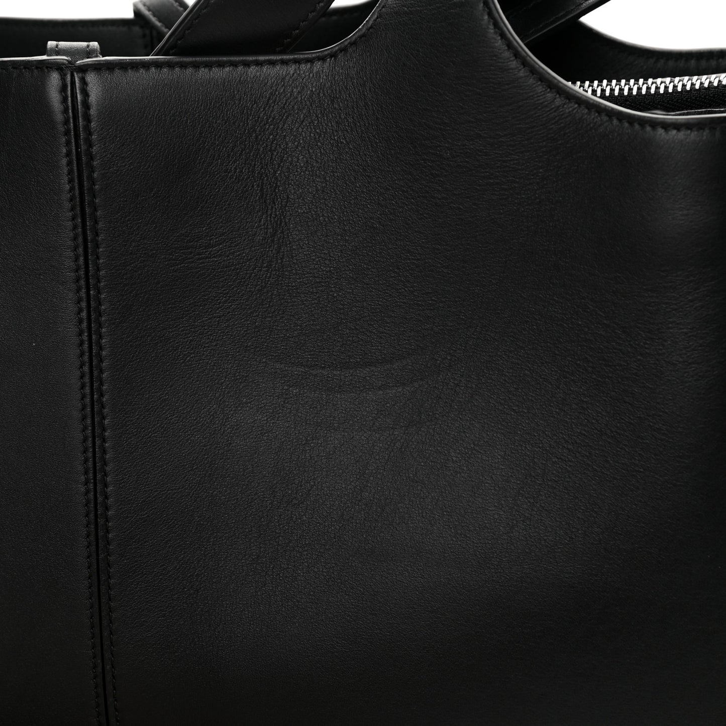 Supple Natural Calfskin Medium Tri-Fold Bag Black