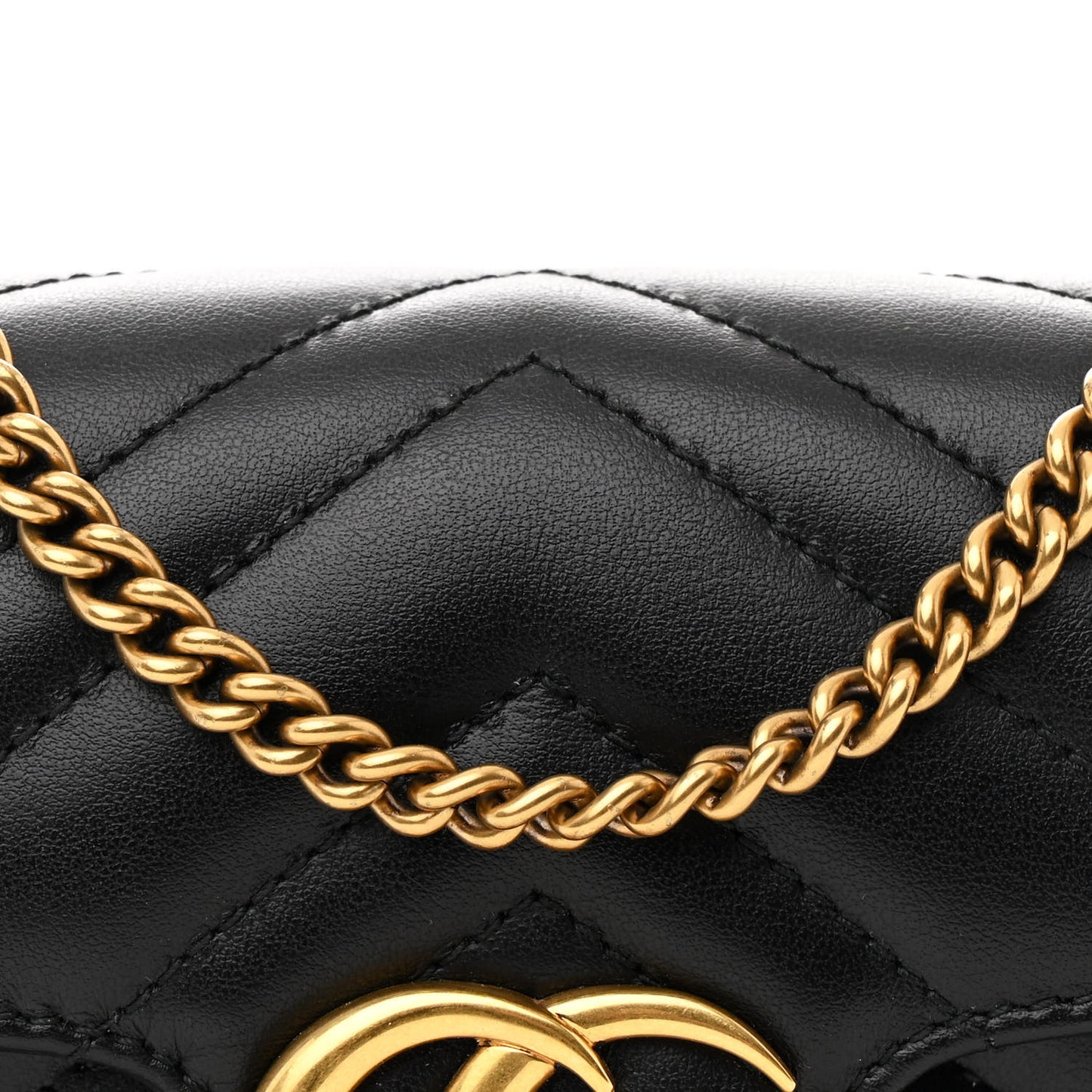 Calfskin Matelasse Super Mini GG Marmont Shoulder Bag Black