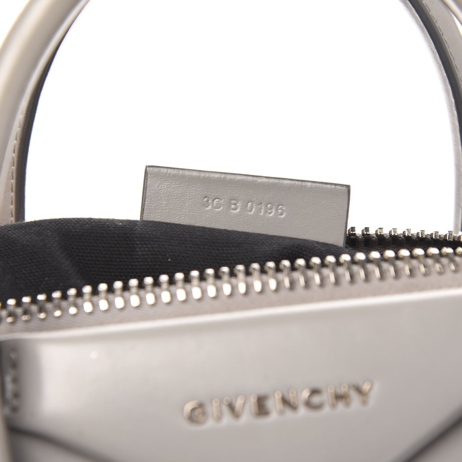 Givenchy Shiny Lord Calfskin Small Antigona Pearl Grey 7 of 14