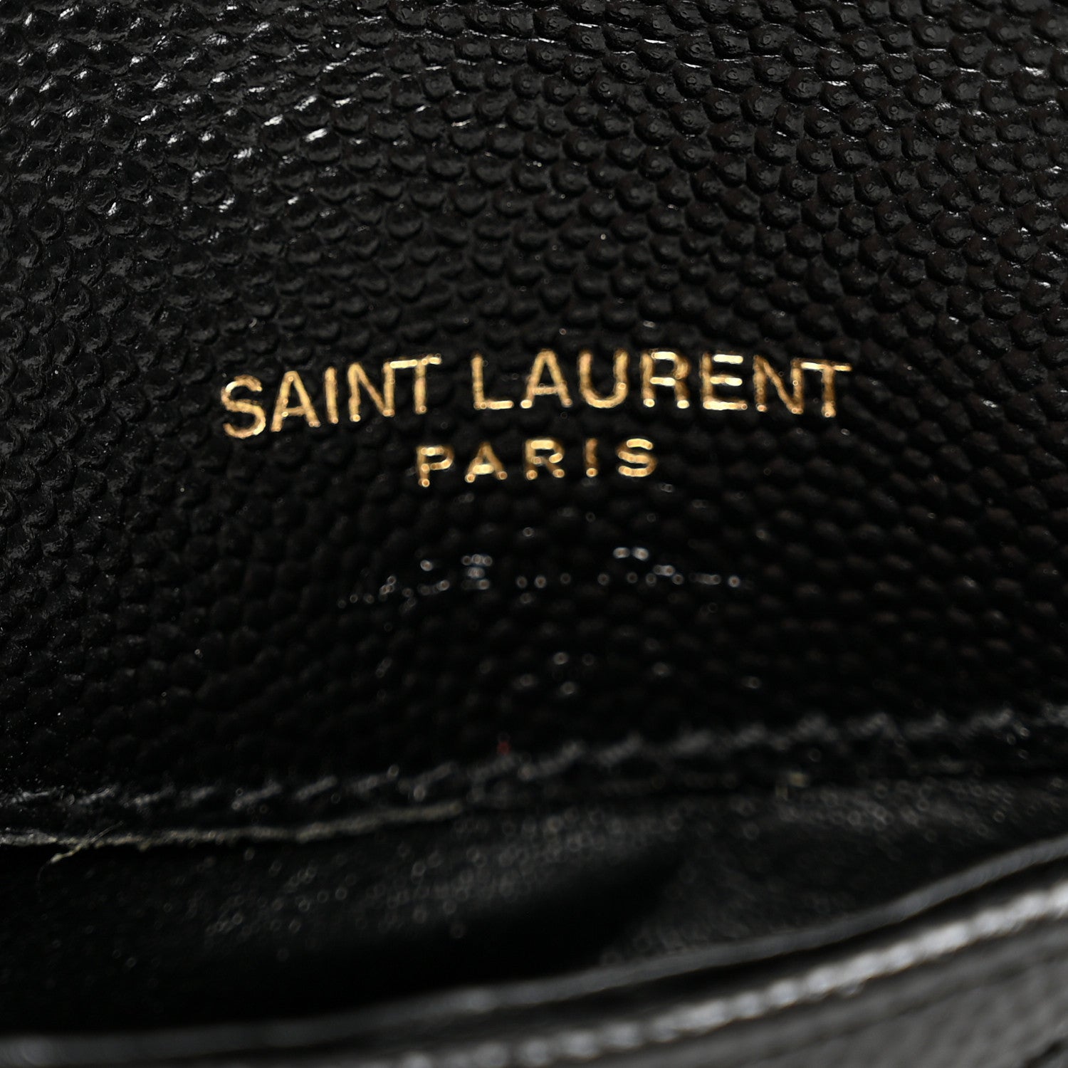 Saint Laurent Grain De Poudre Matelasse Chevron Monogram Compact Wallet Black 6 of 7