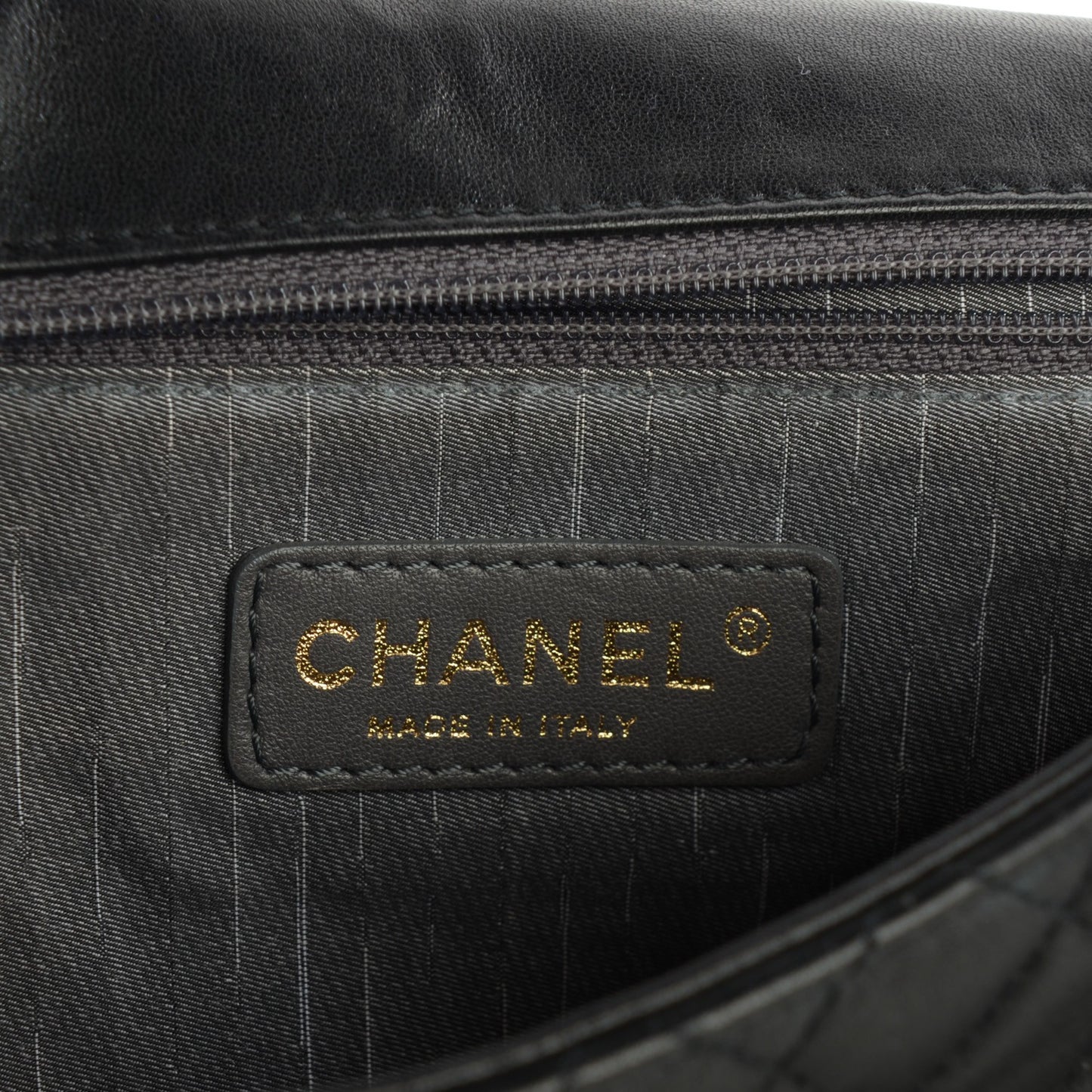 Lambskin Quilted Medium Westminster Pearl Flap Black