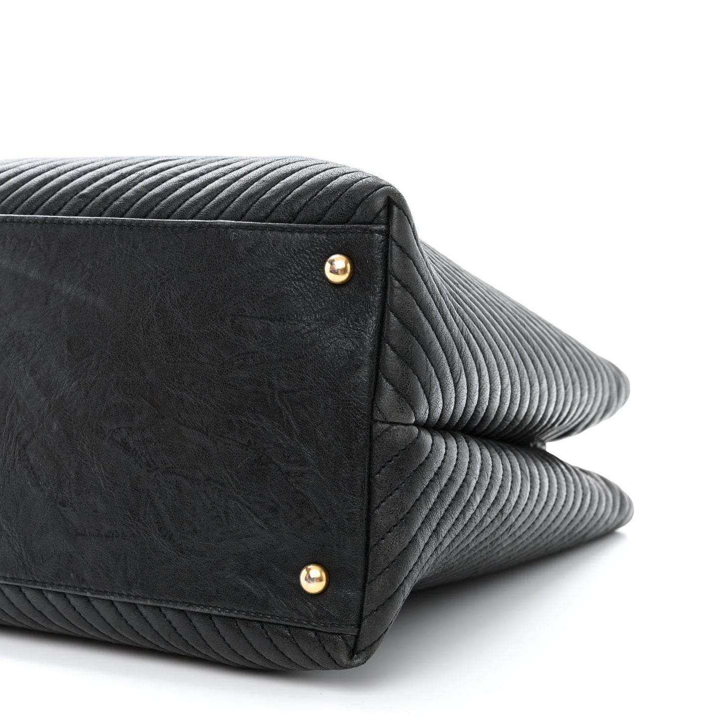 Wrinkled Lambskin Chevron Quilted Large Surpique Tote Black