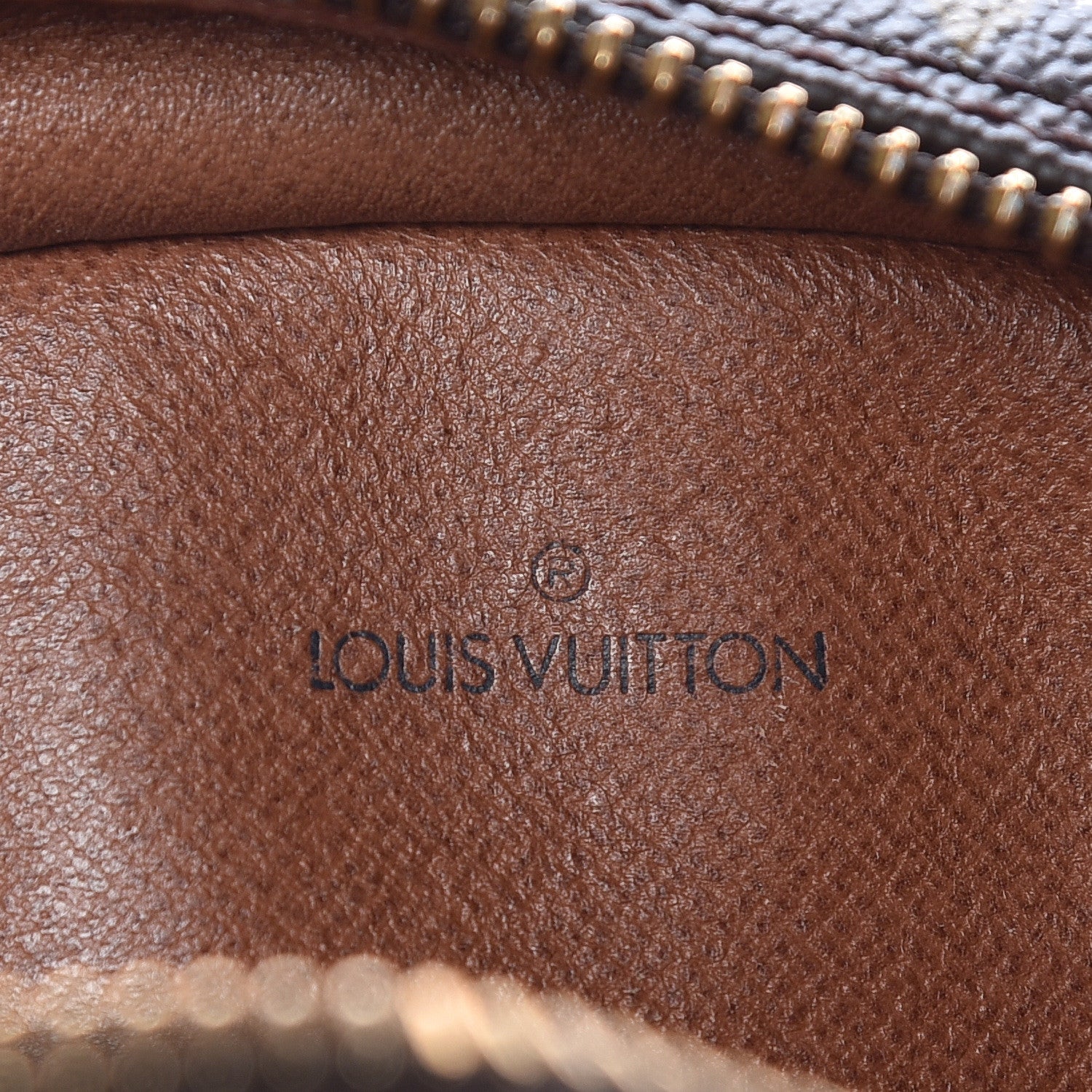 Louis Vuitton Monogram Sac Senlis 8 of 13