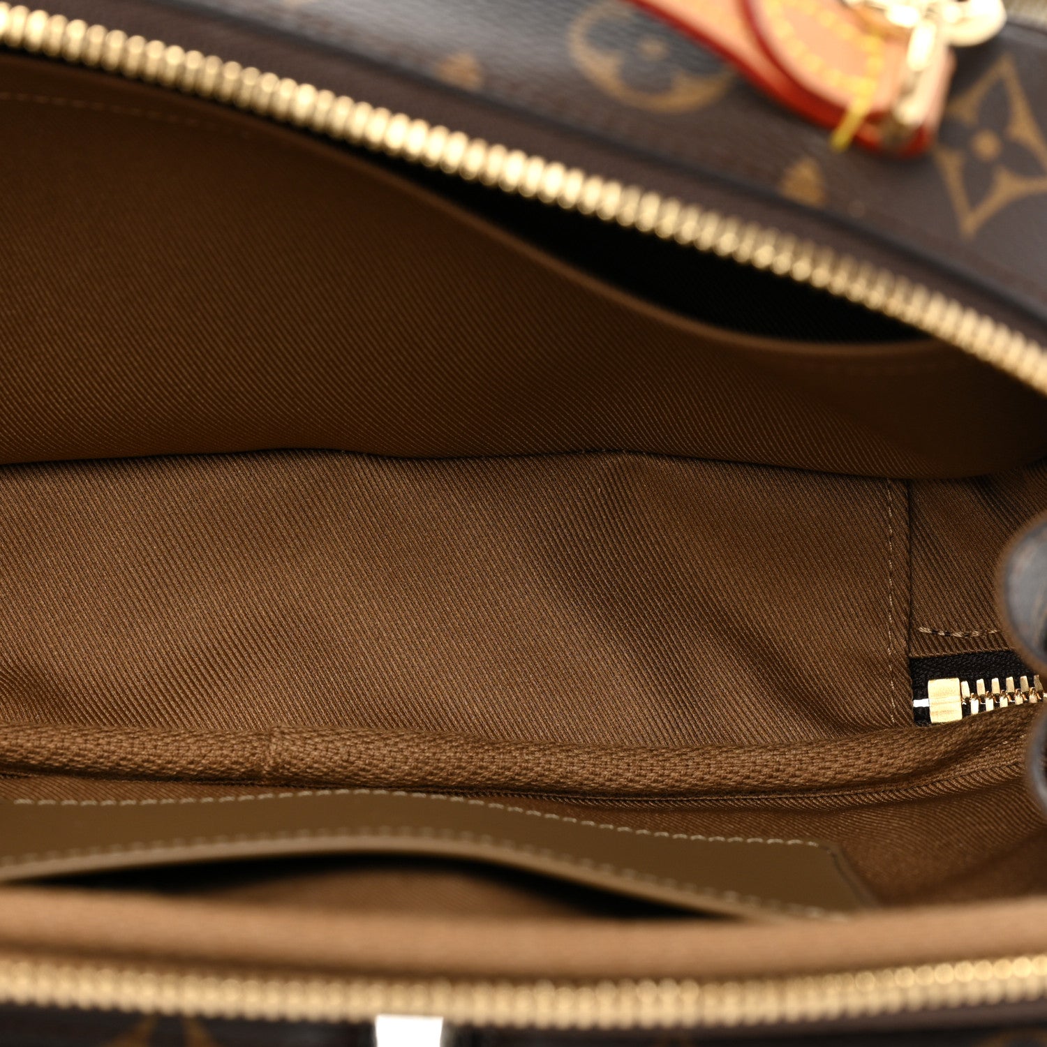 Louis Vuitton Monogram Utility Crossbody 5 of 8