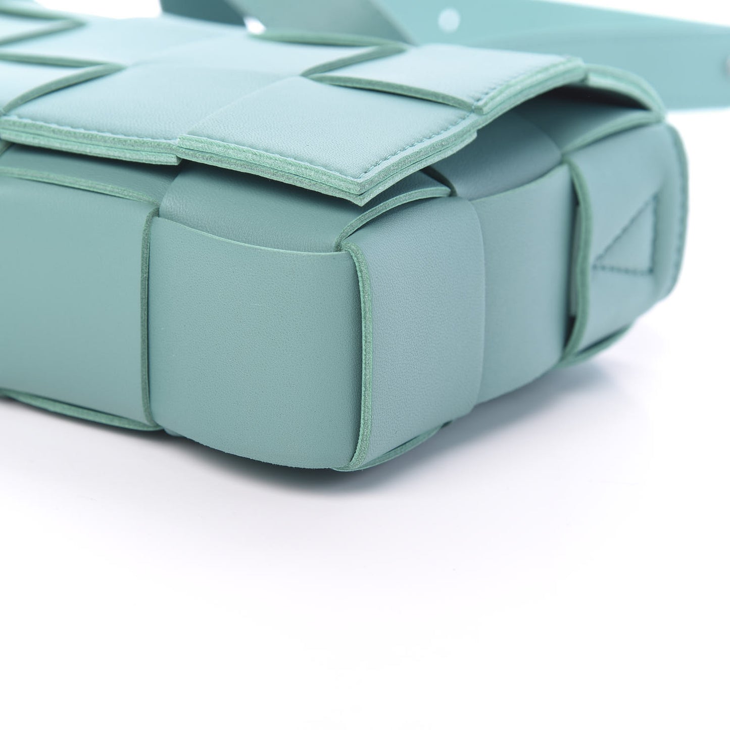 Nappa Maxi Intreccio Cassette Bag Linoleum