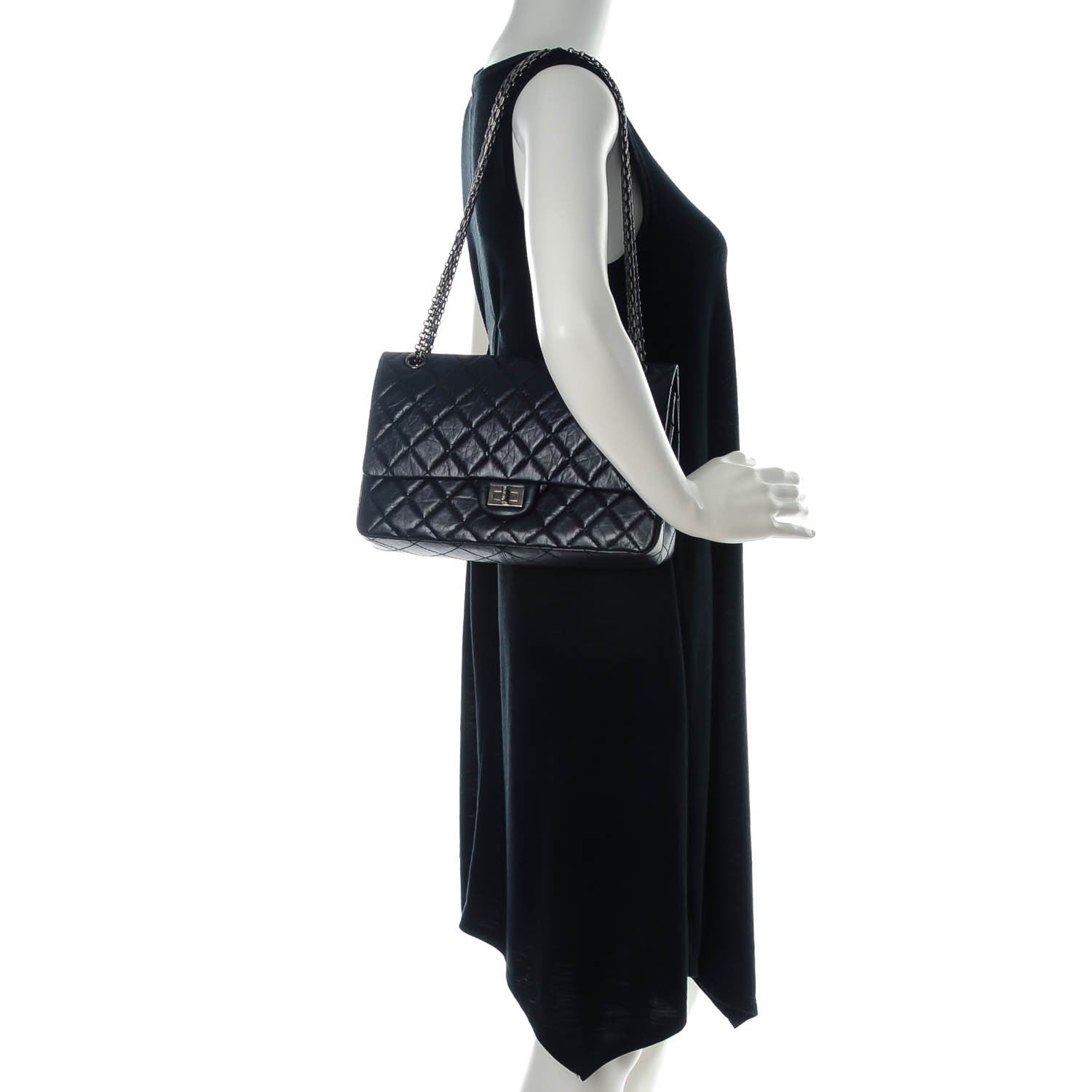 Chanel Aged Calfskin Quilted 2.55 Reissue 226 Flap Dark Navy Blue 2 of 7