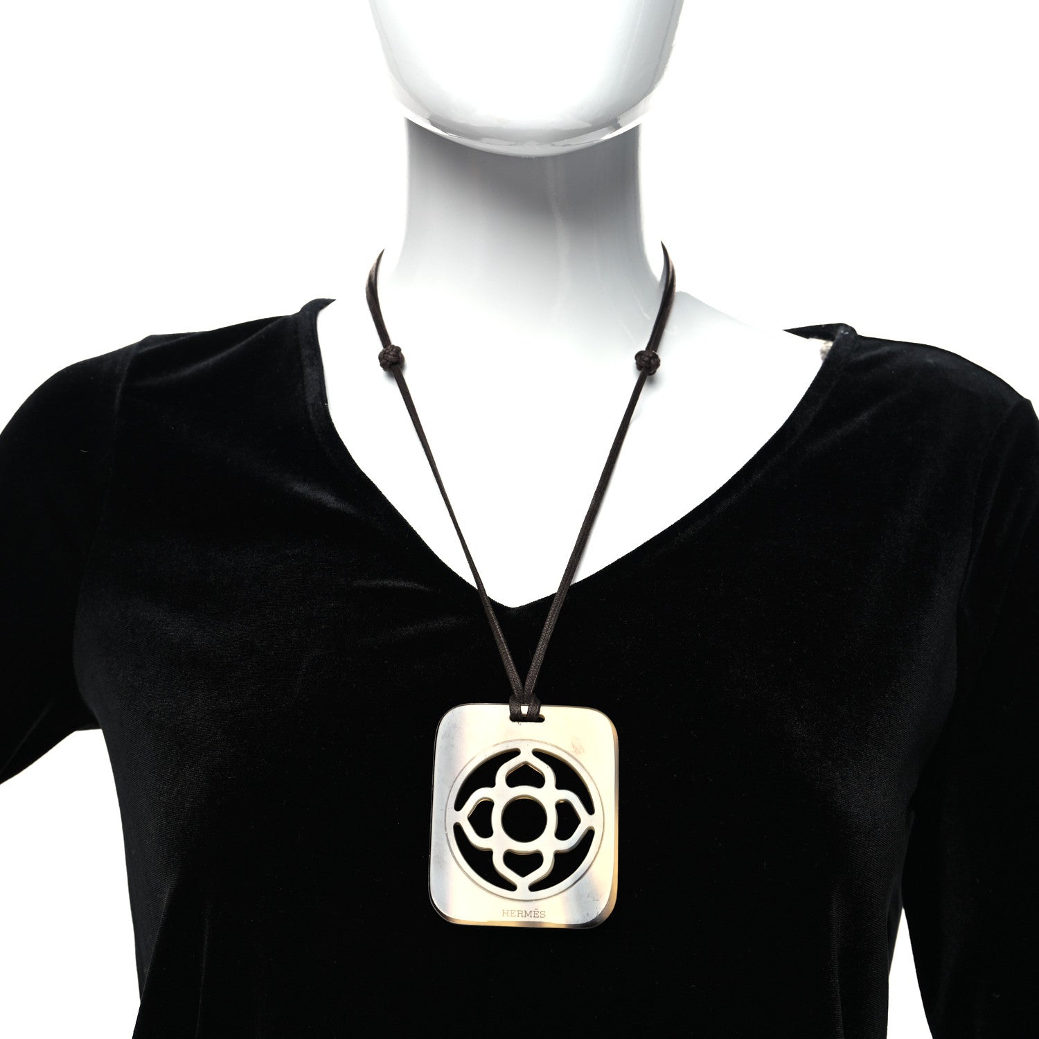 Hermes Buffalo Horn and Lacquer Lift Necklace 2 of 4