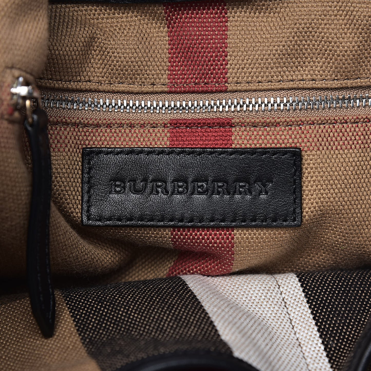 Grainy Calfskin House Check Small Maidstone Black