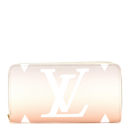 Louis Vuitton Monogram Giant By The Pool Zippy Wallet  Brume 1 of 8