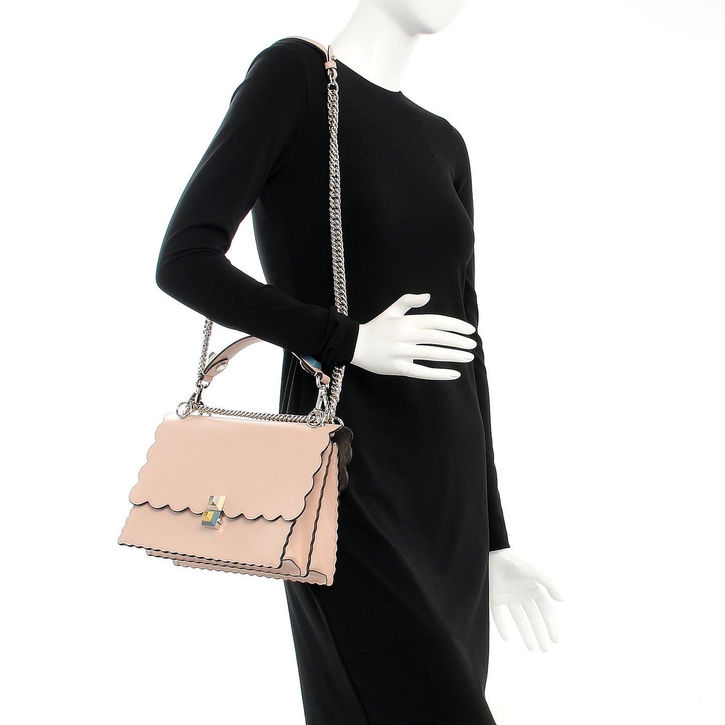 Vitello Liberty Scalloped Studded Kan I Shoulder Bag Plaster