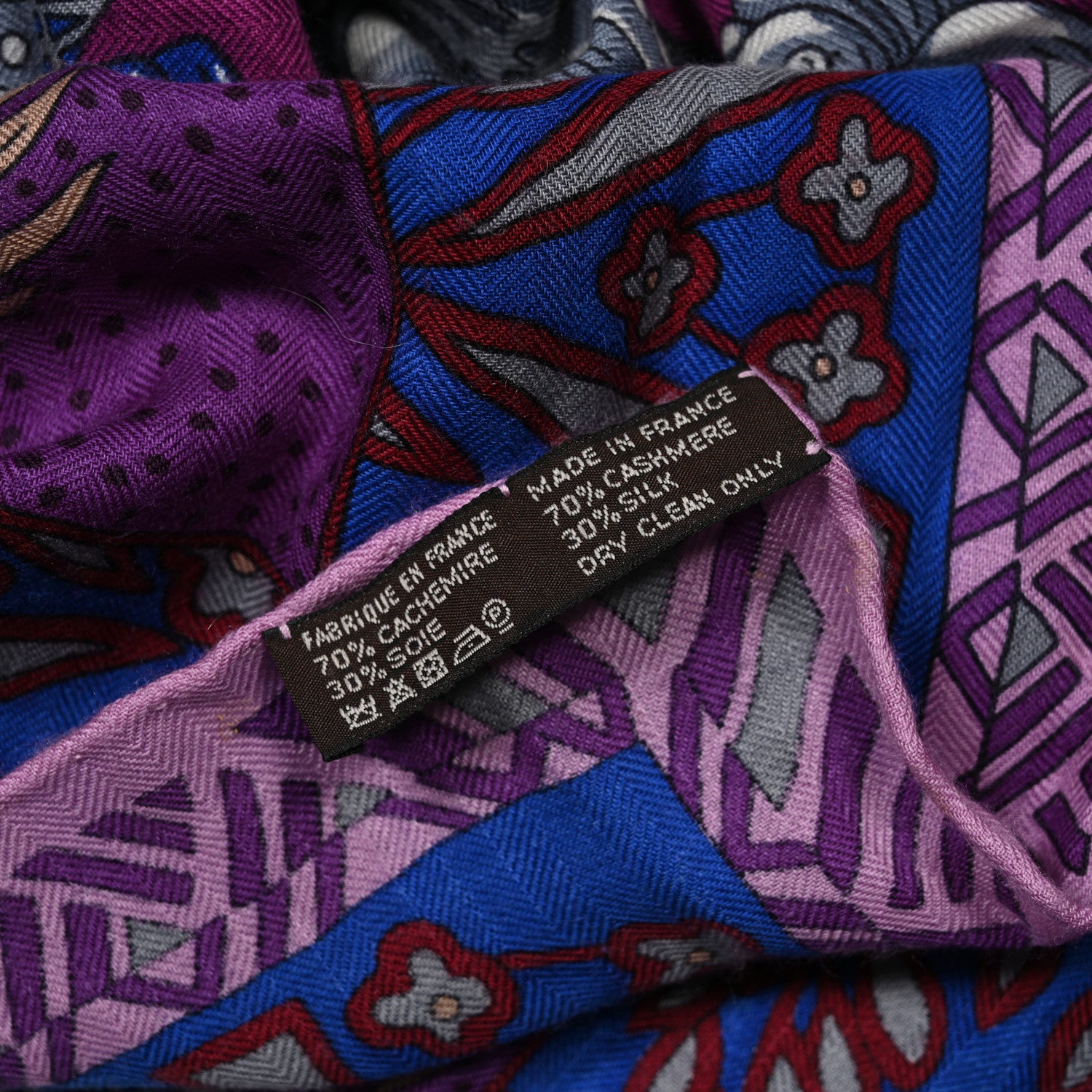 Hermes Cashmere Silk Zenobie Reine de Palmyre Shawl 140 Fuchsia Gris Acier Violet 3 of 4