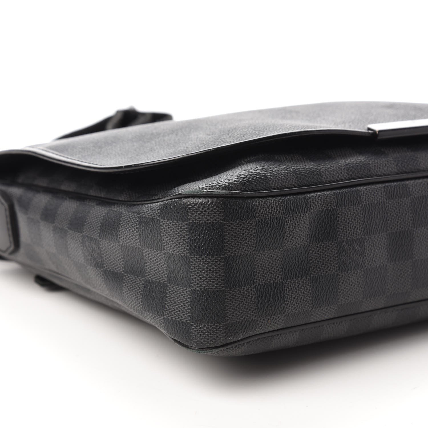 Louis Vuitton Damier Graphite Daniel MM 6 of 9