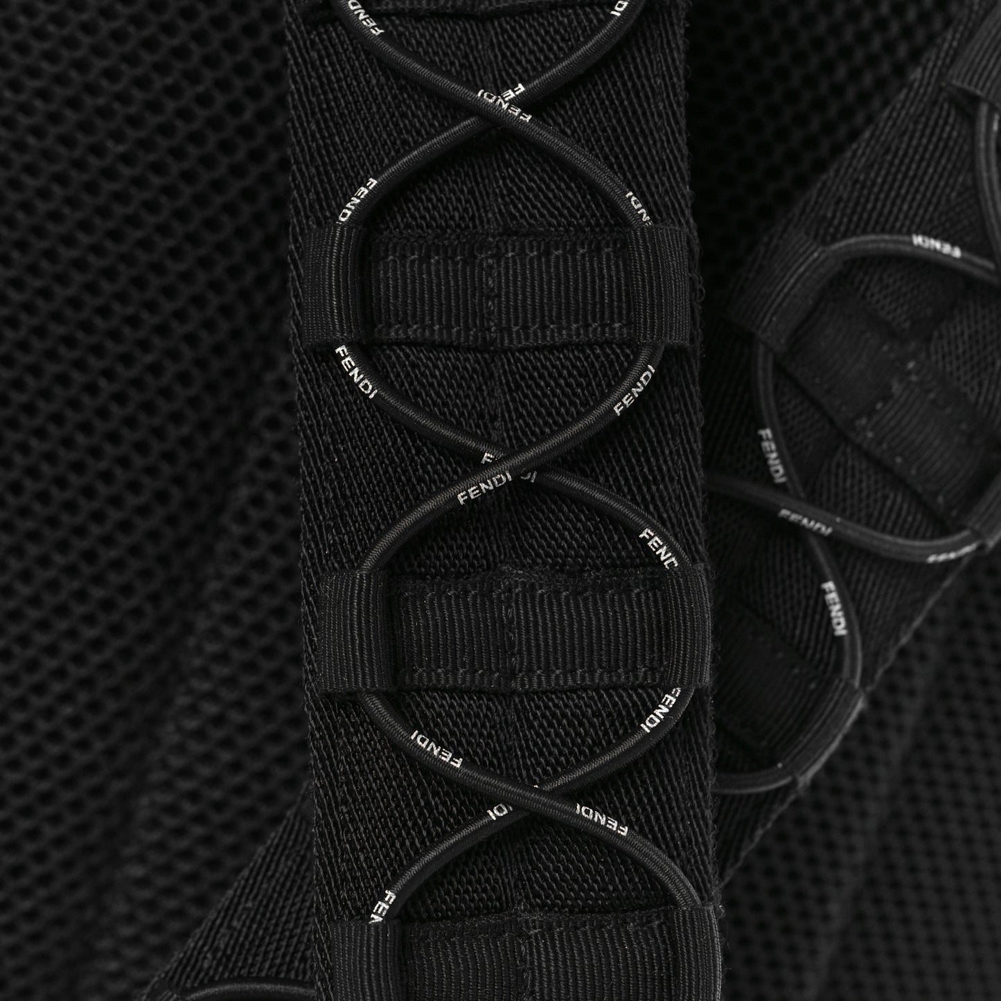 X SARAH COLEMAN Fabric Jacquard Vitello Grace Light Woven Lanyard FF Vertigo Pouch Pocket Backpack Tobacco Moro Black