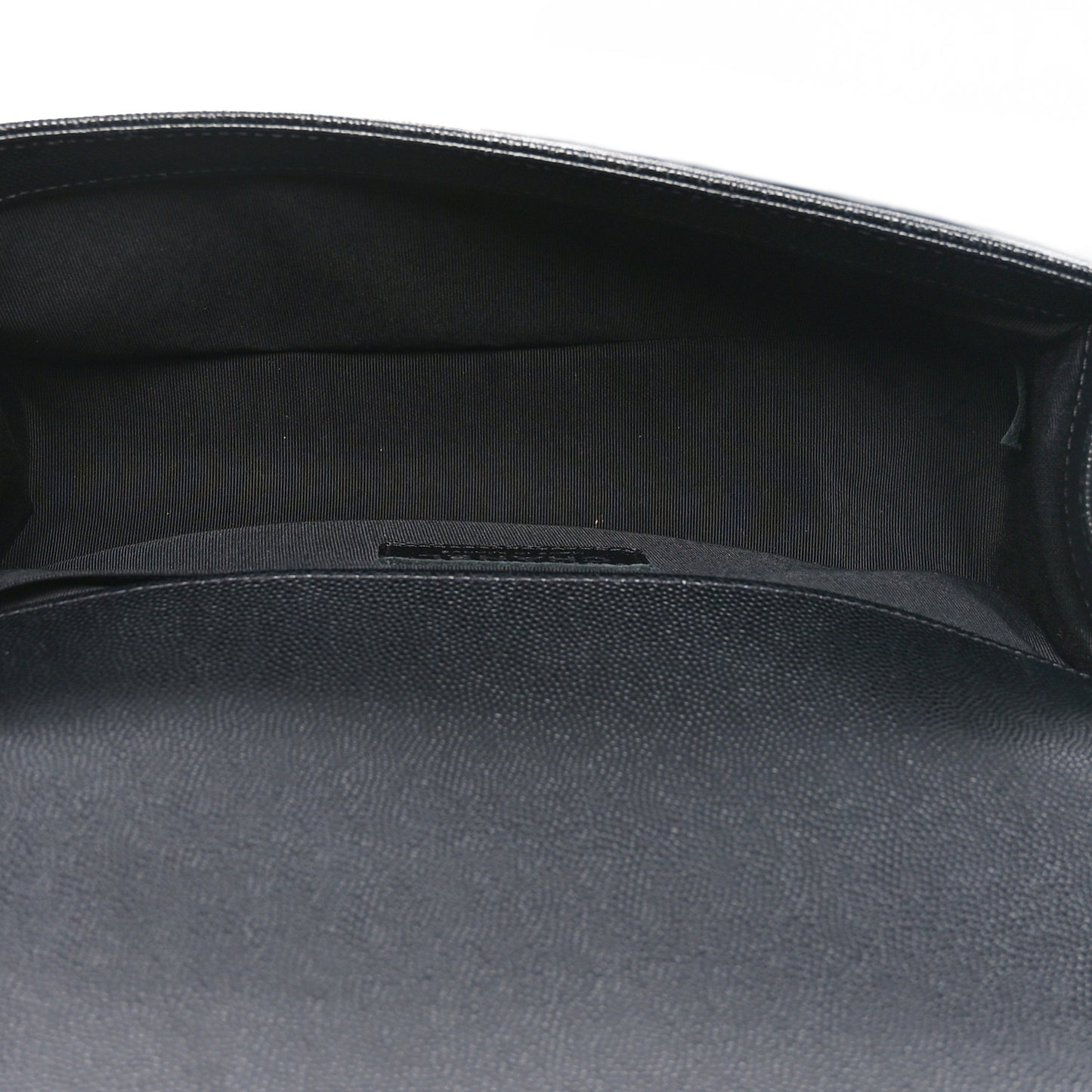 Caviar Quilted Medium Boy Flap Black