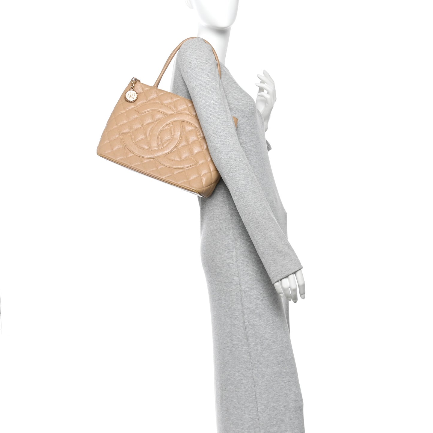 Caviar Quilted Medallion Tote Beige Beige