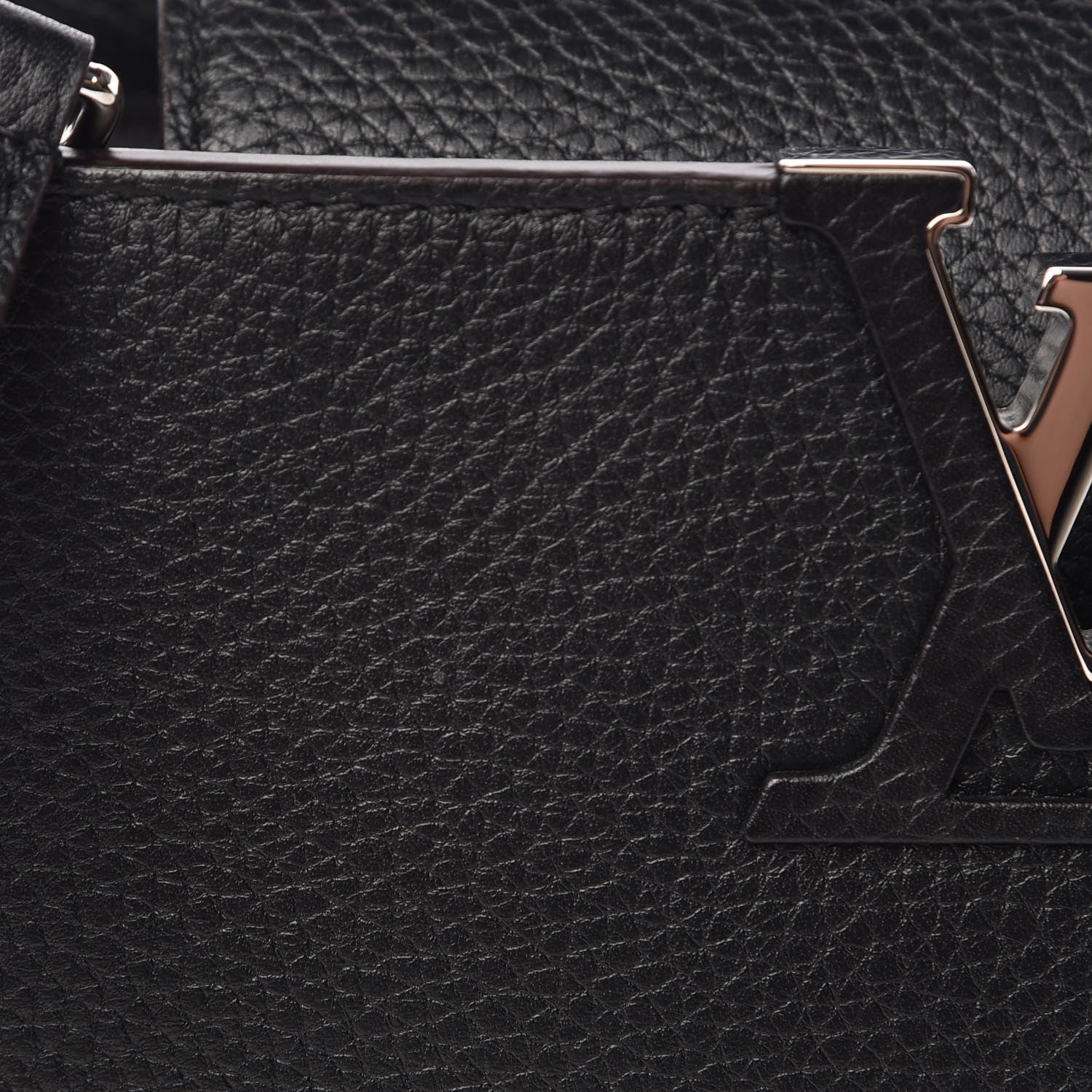 Louis Vuitton Taurillon Capucines PM Black 9 of 9