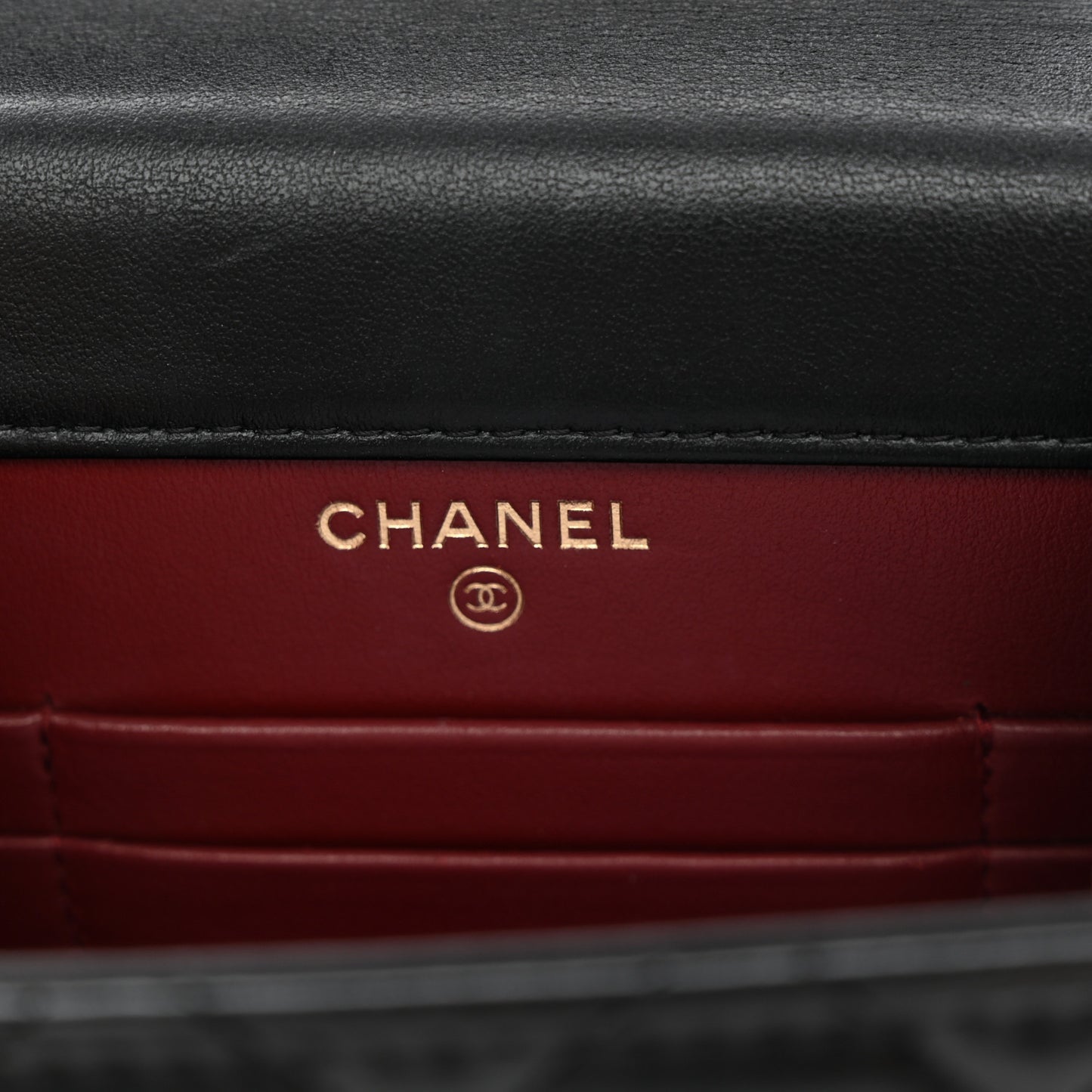 Lambskin Quilted Vertical Perfect Fit Flap With Chain Black