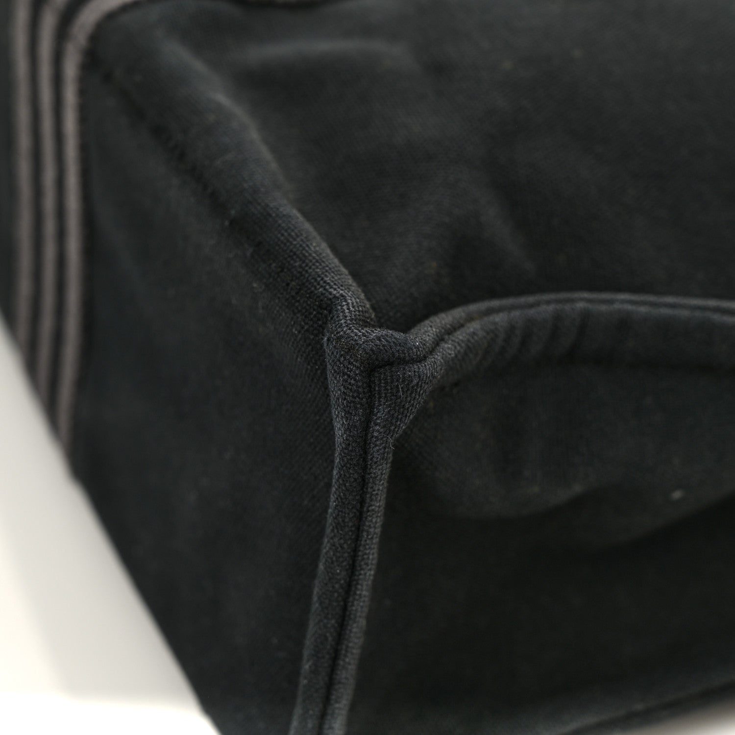 Hermes Canvas Fourre Tout MM Black 10 of 11