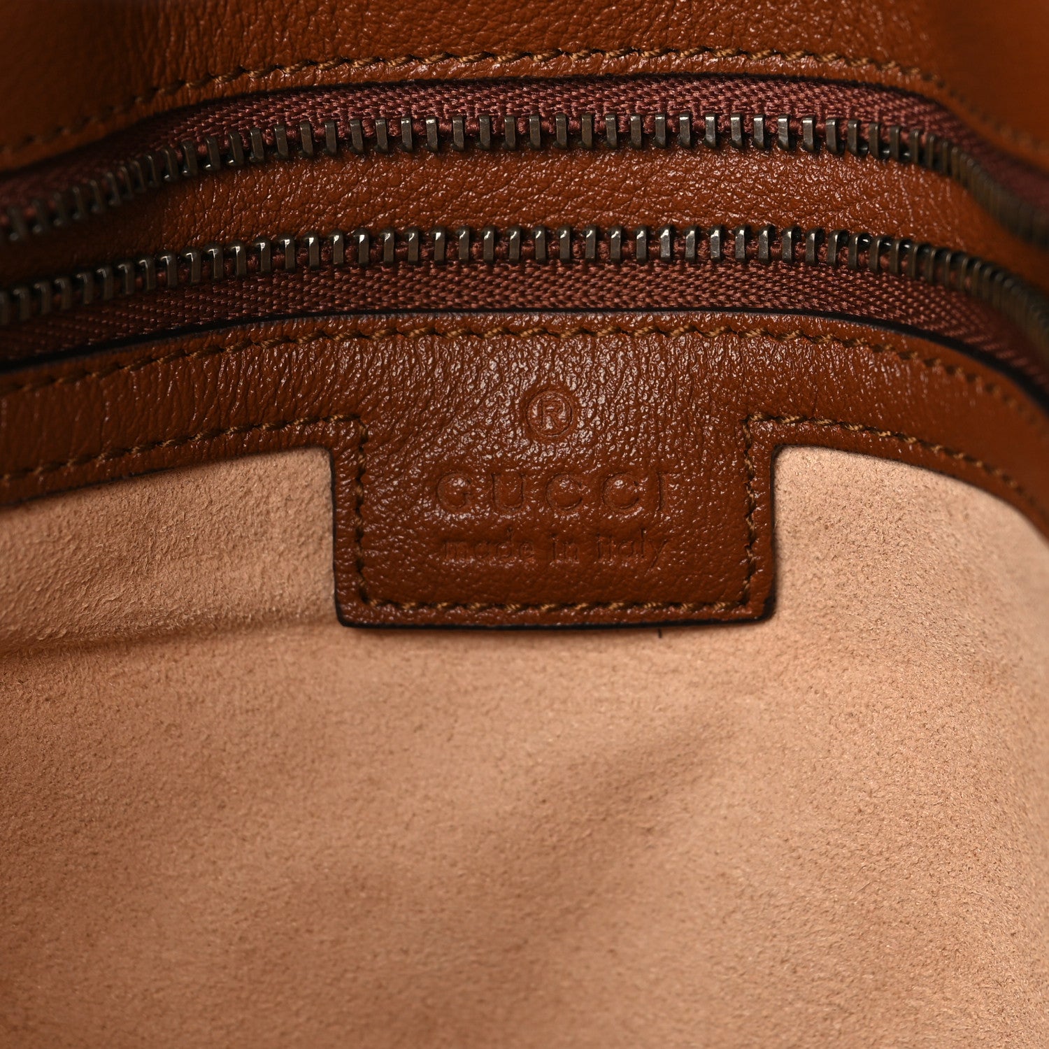 Gucci Softy Wonka Textured Dollar Calfskin Medium Diana Shoulder Bag Cuir Black 6 of 11