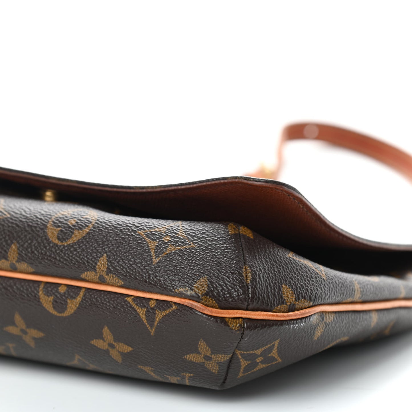 Monogram Musette Tango