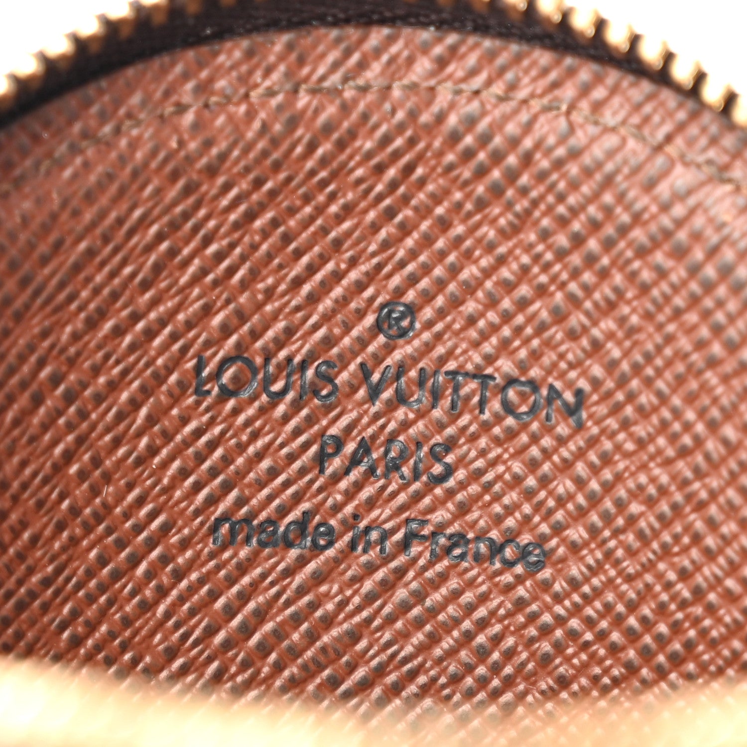 Louis Vuitton Monogram Round Coin Purse 6 of 9