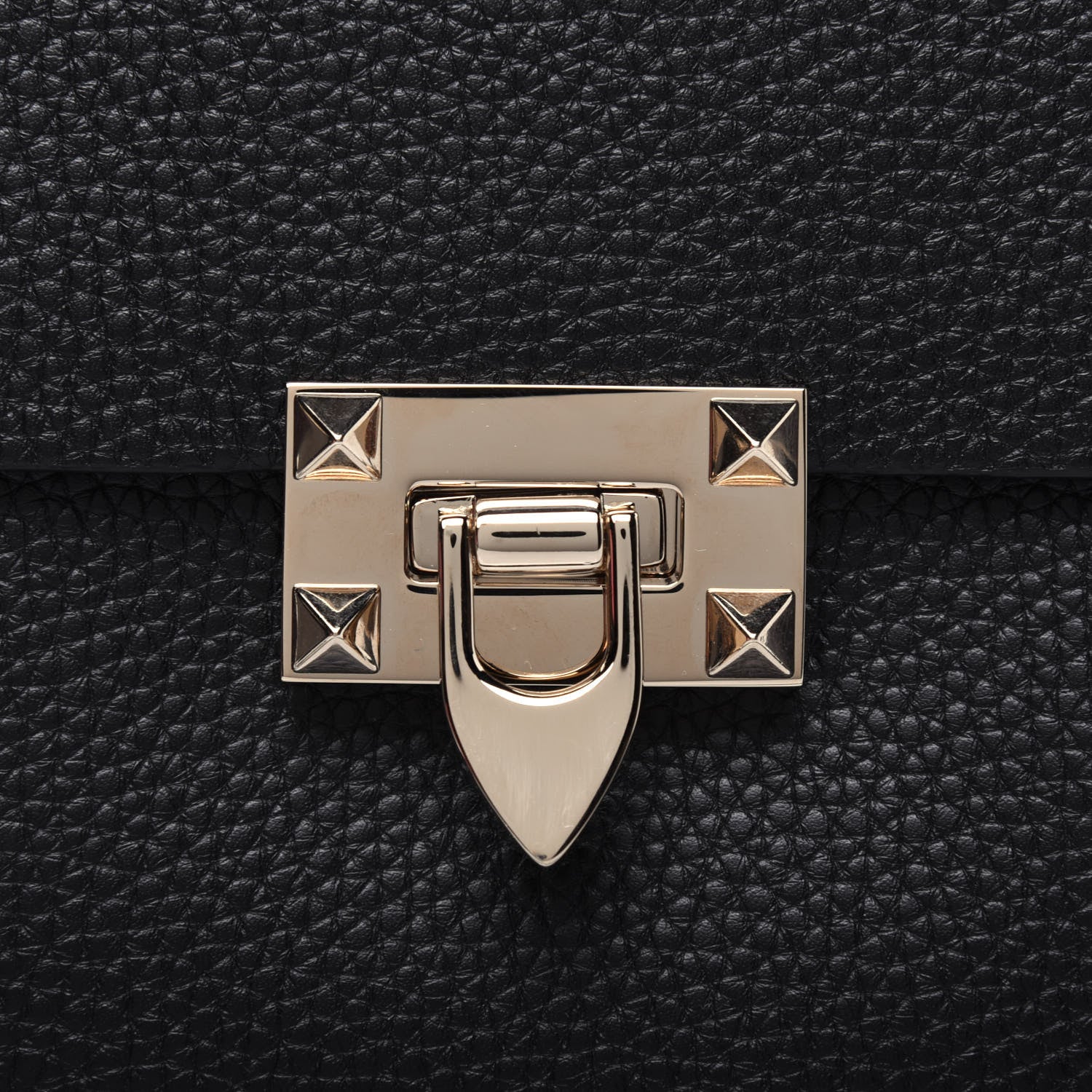 Valentino Garavani Pebbled Calfskin Rockstud Flip Lock Flap Messenger Black 16 of 17