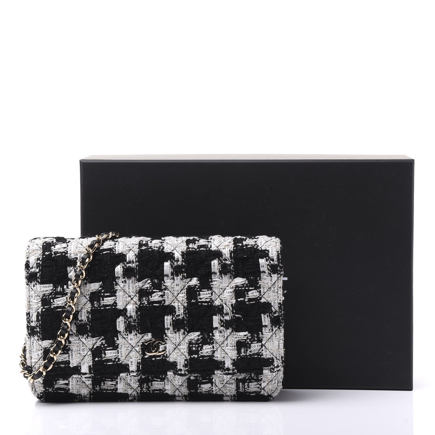 Tweed Quilted Wallet On Chain WOC Black Ecru White