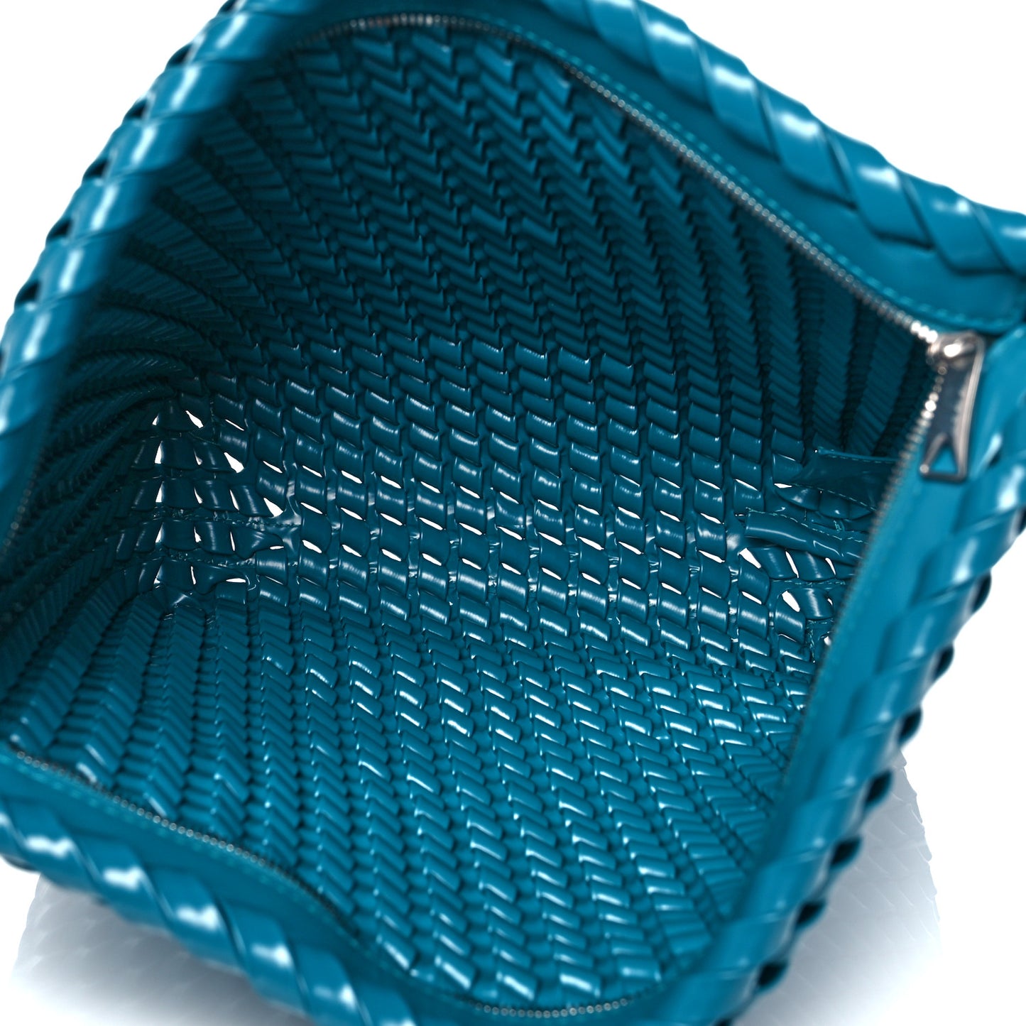 Calfskin Intrecciato Structure Clutch Blaster