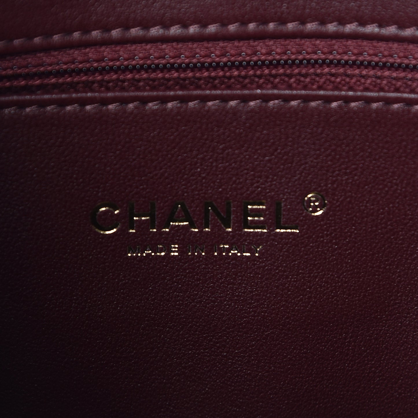 Caviar Quilted Medium Business Affinity Flap Black