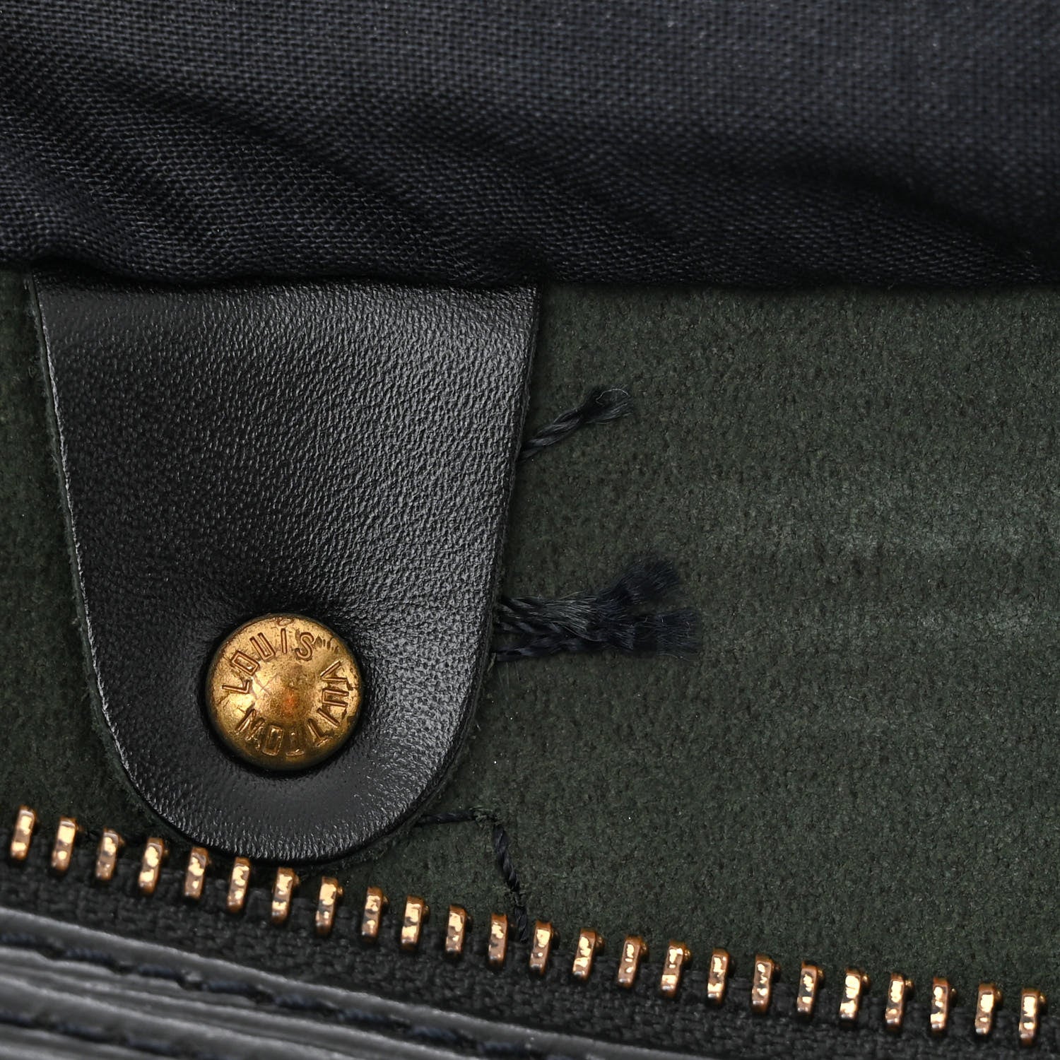 Louis Vuitton Epi Speedy 35 Black 12 of 12