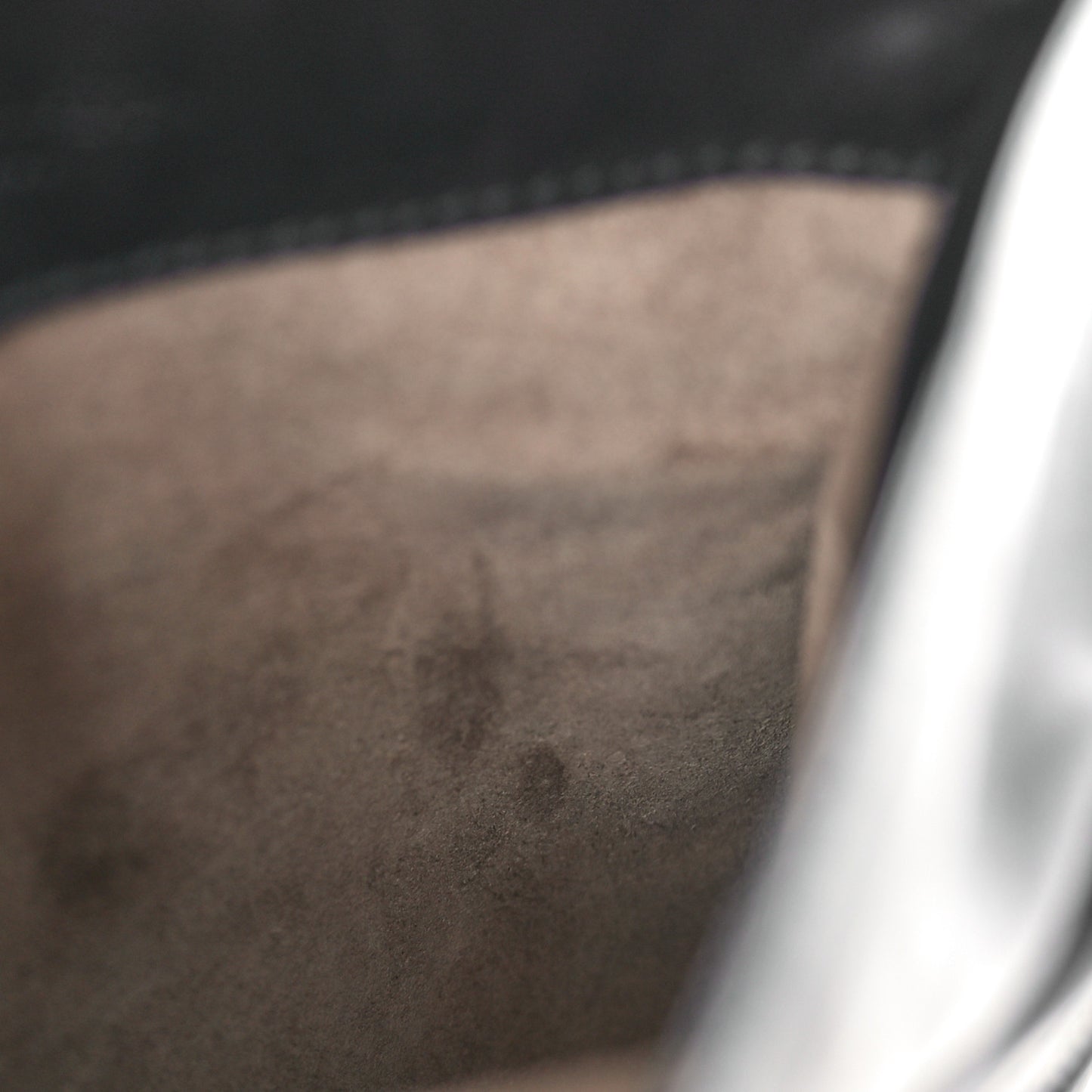 Nappa Intrecciato Mini Chain Messenger Black