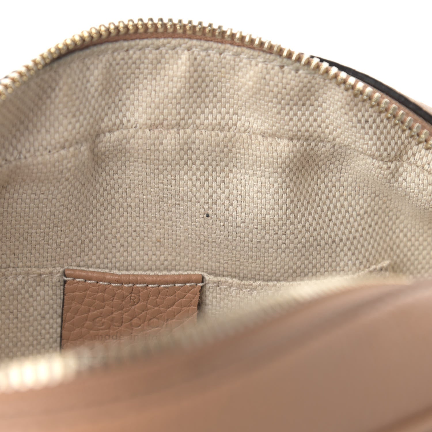 Gucci Pebbled Calfskin Small Soho Disco Bag Camelia 14 of 16
