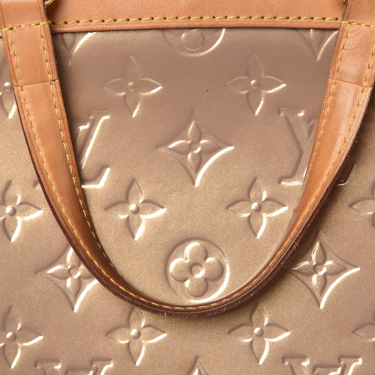 Louis Vuitton Vernis Brea MM Beige Poudre 10 of 14