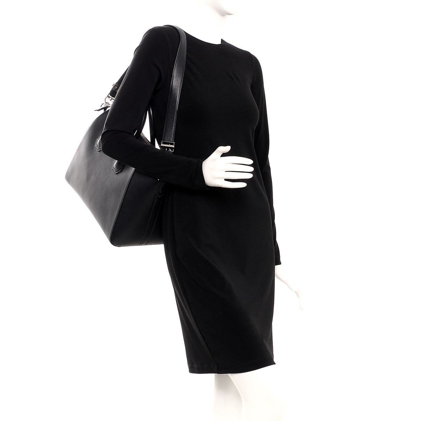 Sugar Goatskin Medium Antigona Black