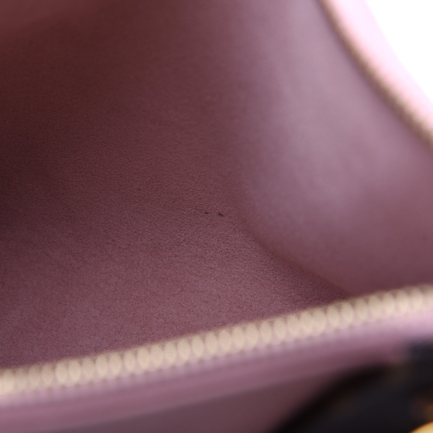 Monogram V Tote BB Rose Poudre