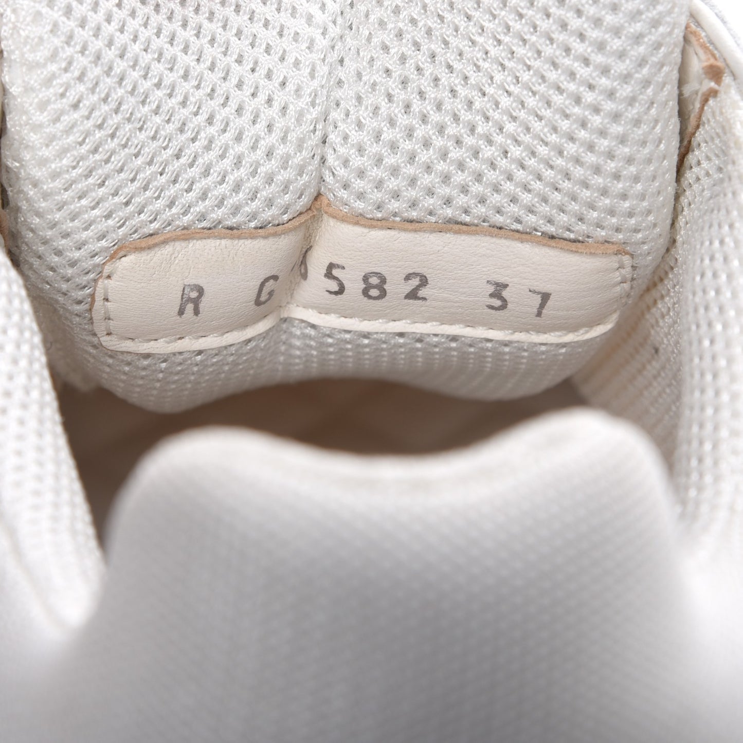 Suede Calfskin CC Sneakers 37 White Pink Green