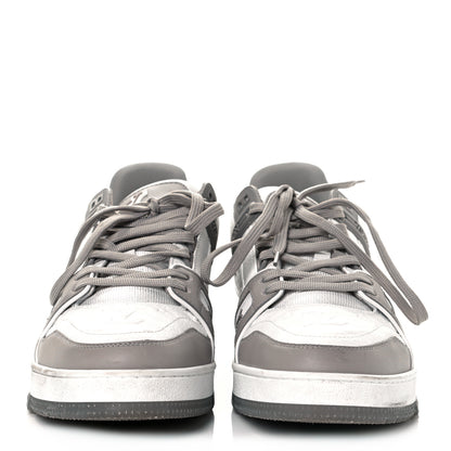 Louis Vuitton Calfskin Embossed Monogram Mens LV Trainer Sneakers 7.5 Grey 2 of 9