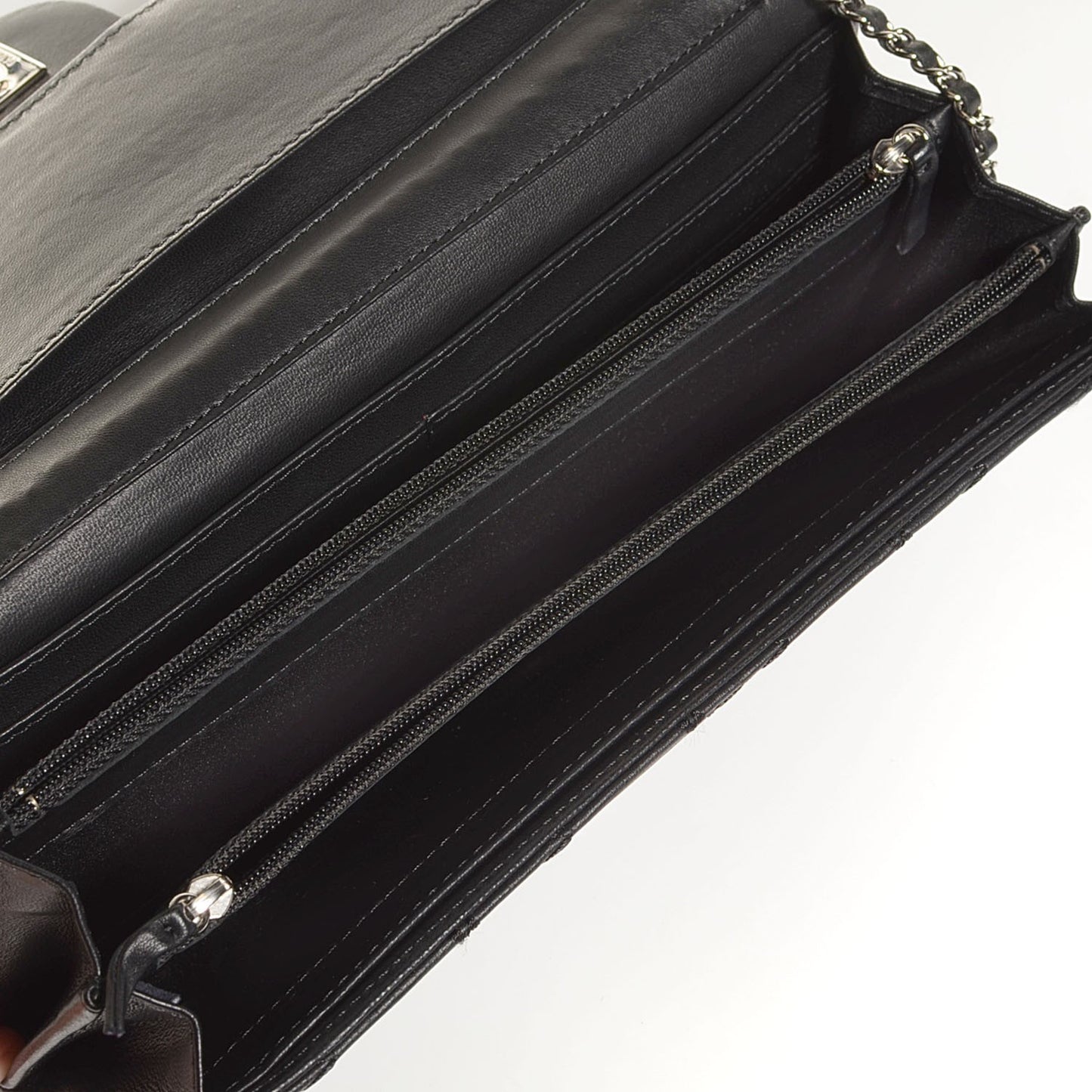 Calfskin Ultimate Stitch Clutch Flap Black
