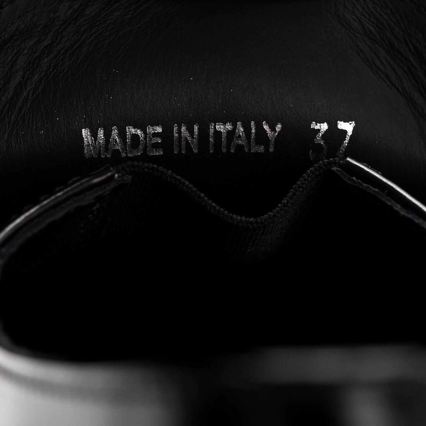 Spazzolato Metal Triangle Logo 50mm Loafers 37 Black