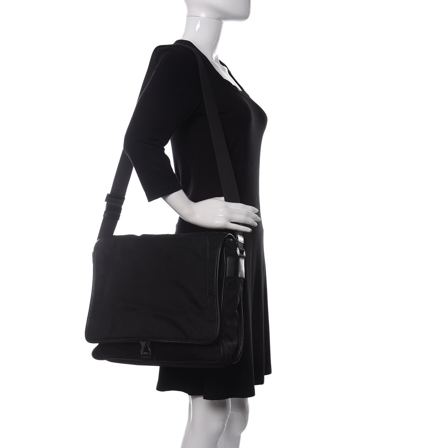 Tessuto Nylon Saffiano Messenger Bag Black