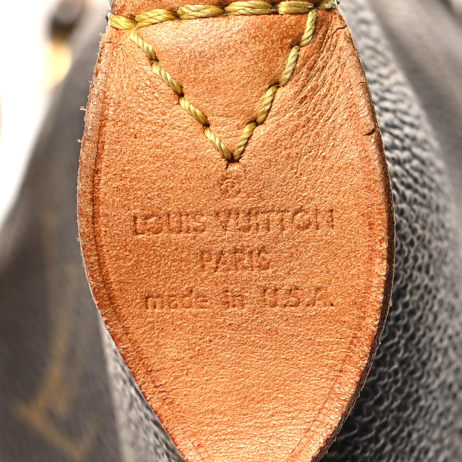 Louis Vuitton Monogram Totally MM 6 of 10