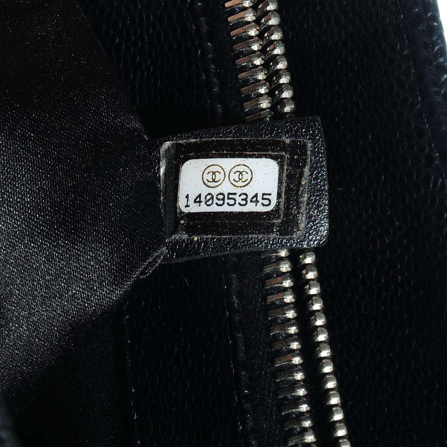 Caviar Grand Shopping Tote GST Black