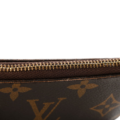 Louis Vuitton Monogram Key Pouch 7 of 7