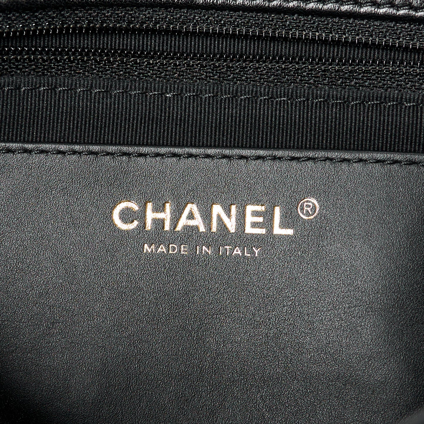 Lambskin Quilted Small Pillow Crush Flap Black