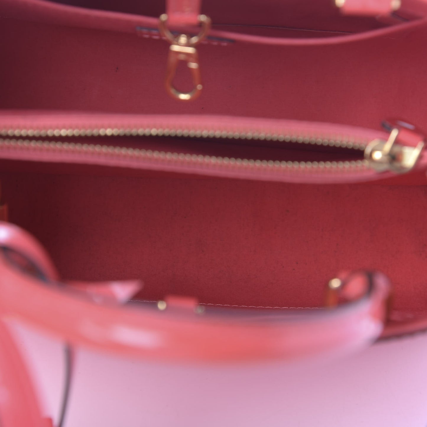Vernis Montaigne BB Poppy