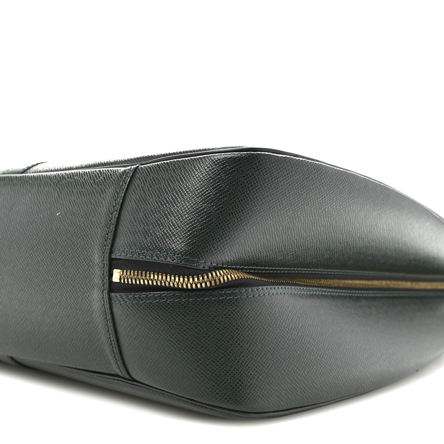 Louis Vuitton Taiga Helanga 1 Poche Epicea 10 of 13