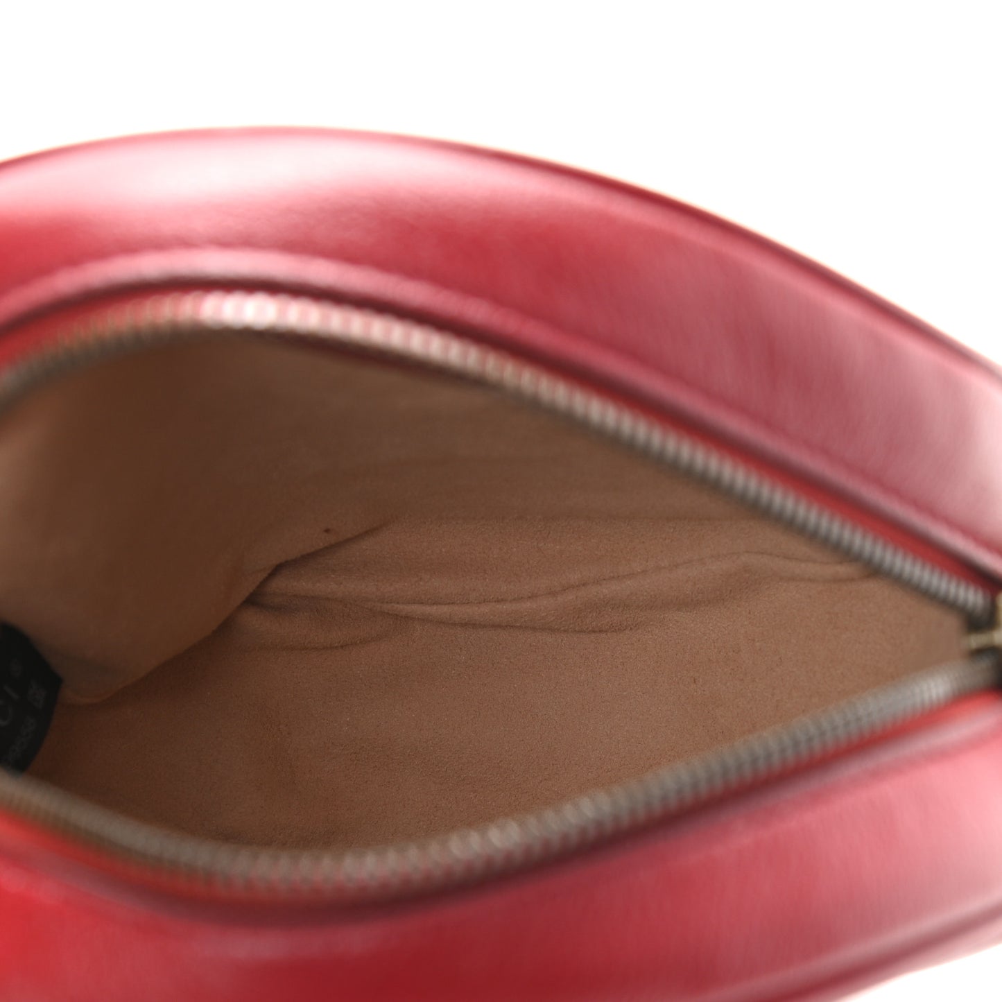 Glazed Calfskin Matelasse Heart Mini GG Marmont Round Shoulder Bag Romantic Cerise