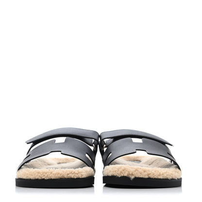 Hermes Calfskin Woolskin Mens Chypre Sandals 43 Black Ecru 2 of 4